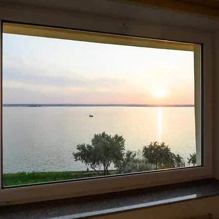 Sunset Mamaia